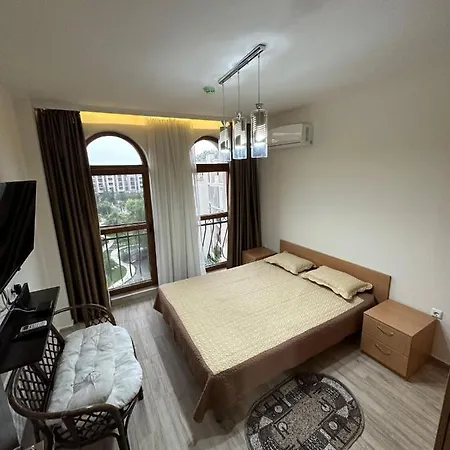 Cascades 8 Apartament